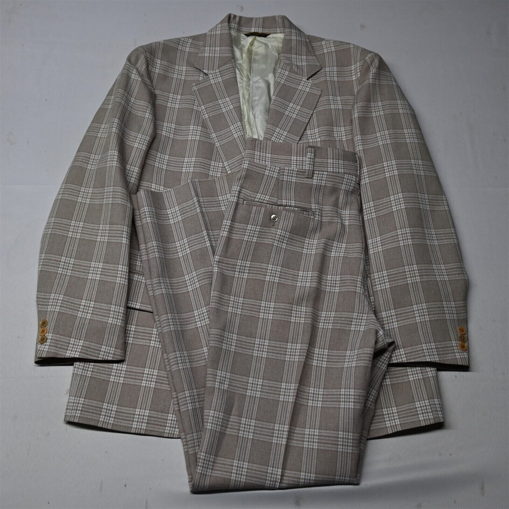 Haggar Gray Plaid Suit